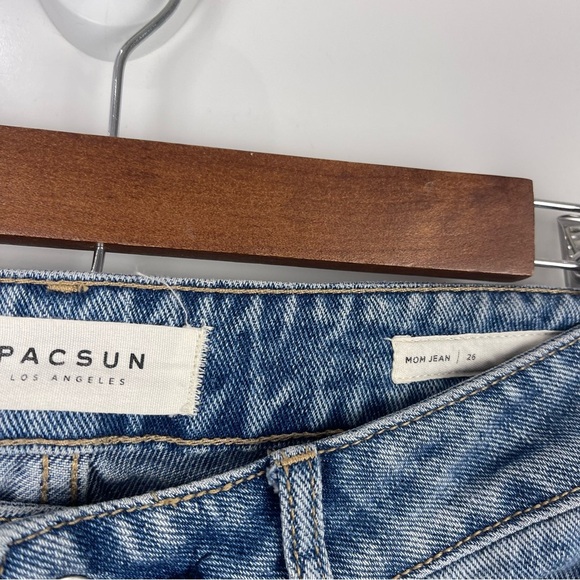 PacSun Floral Embroidered Mom Jeans Distressed Women's Size 26 - Picture 8 of 10